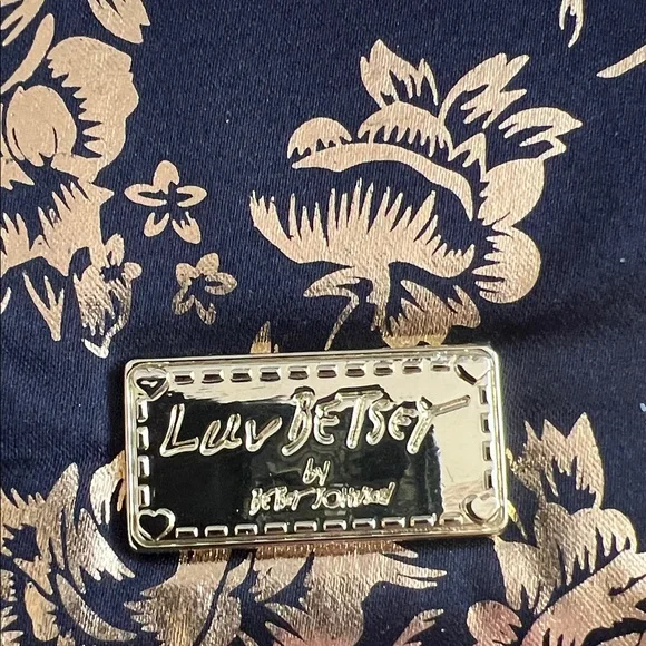 Betsey Johnson Black and Gold Floral Wristlet - Picture 6 of 6